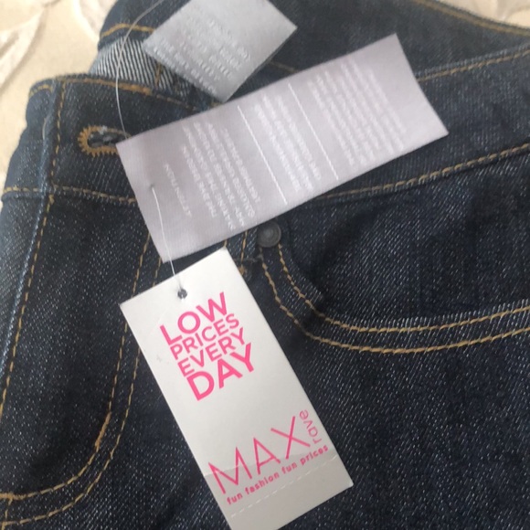 Jeans - Picture 4 of 4